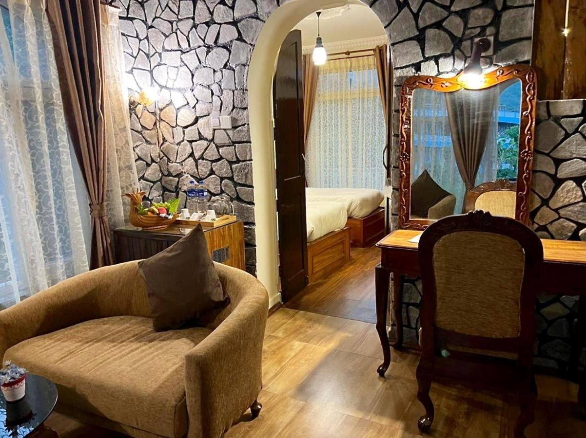 Hotel The Kantipur Pokhara Esterno foto