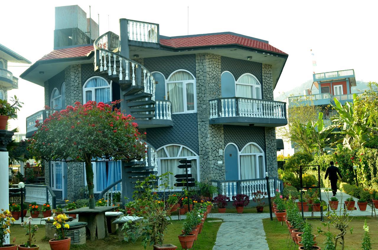 Hotel The Kantipur Pokhara Esterno foto