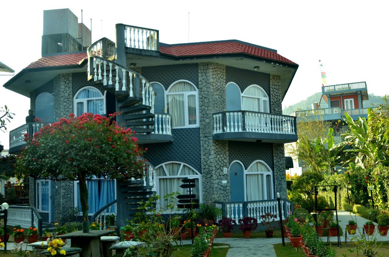 Hotel The Kantipur Pokhara Esterno foto