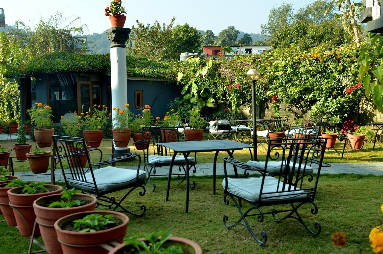 Hotel The Kantipur Pokhara Esterno foto