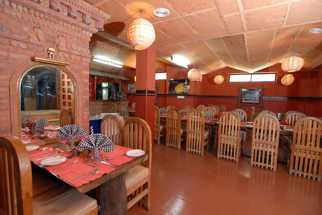 Hotel The Kantipur Pokhara Esterno foto