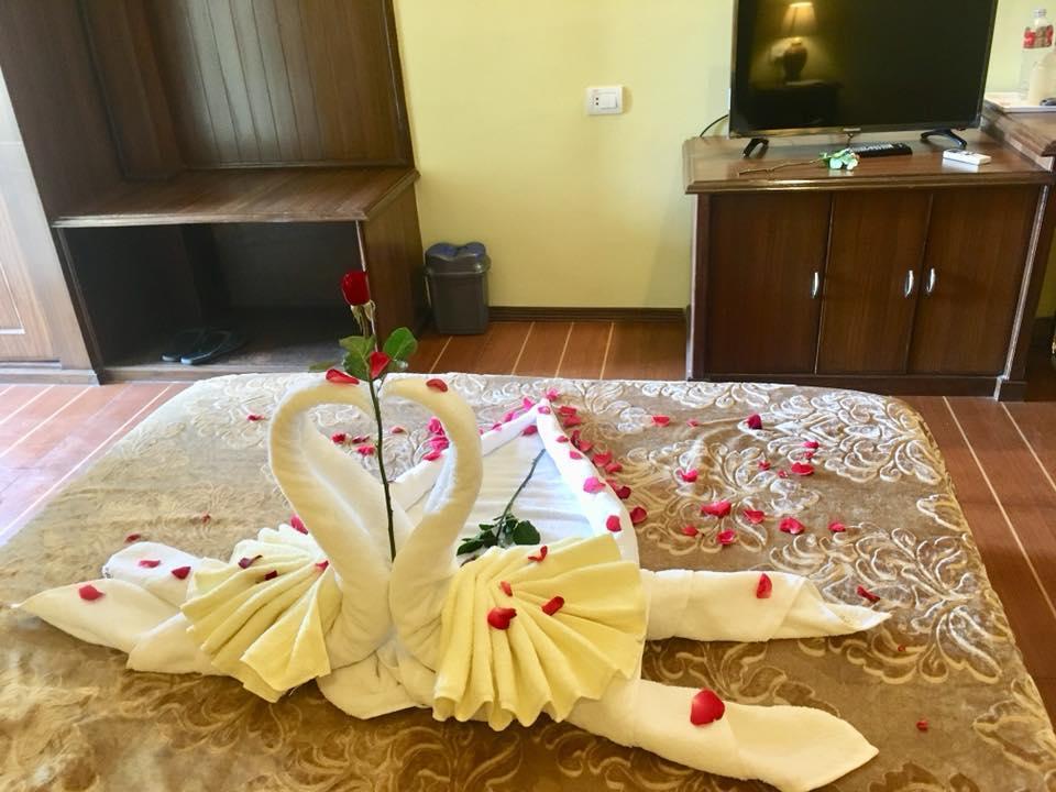 Hotel The Kantipur Pokhara Esterno foto